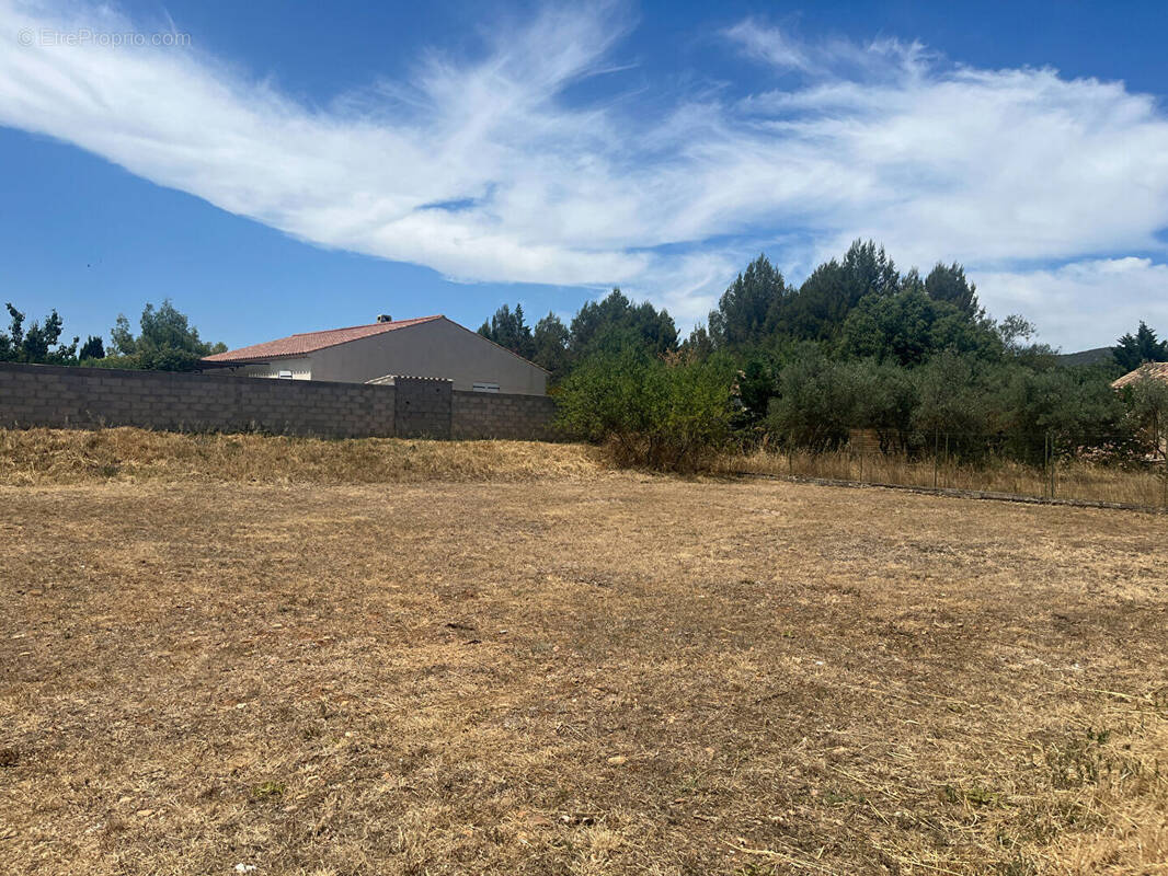 Photo 1 - Terrain à LAURIS