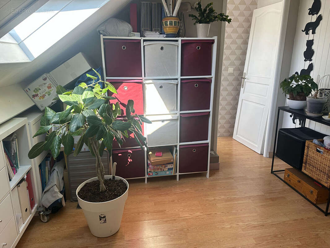 Appartement à OZOIR-LA-FERRIERE