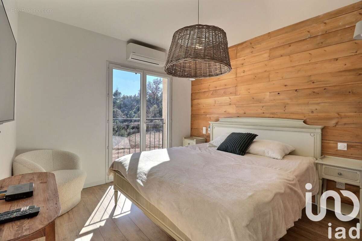 Photo 9 - Maison à SAINTE-CROIX-DU-VERDON