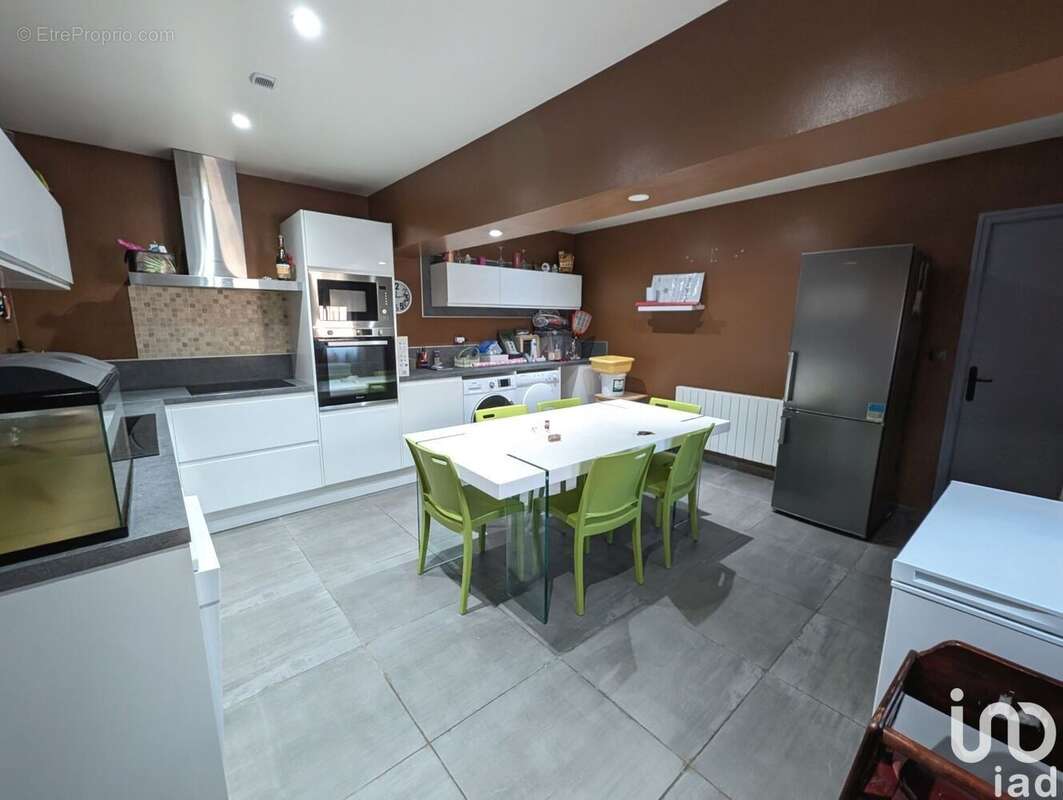 Photo 5 - Commerce à LE HOULME