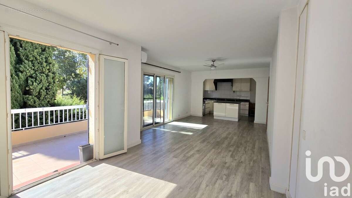 Photo 2 - Appartement à LE CASTELLET