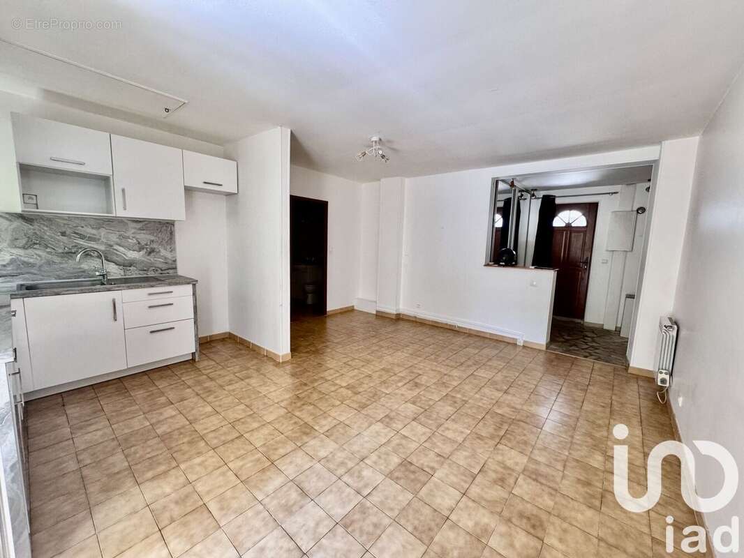 Photo 4 - Appartement à SAVIGNY-SUR-ORGE