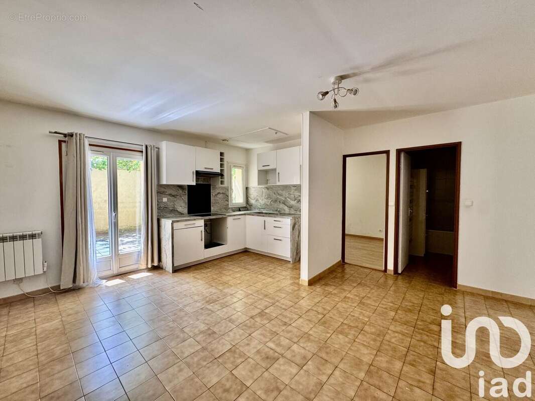 Photo 9 - Appartement à SAVIGNY-SUR-ORGE