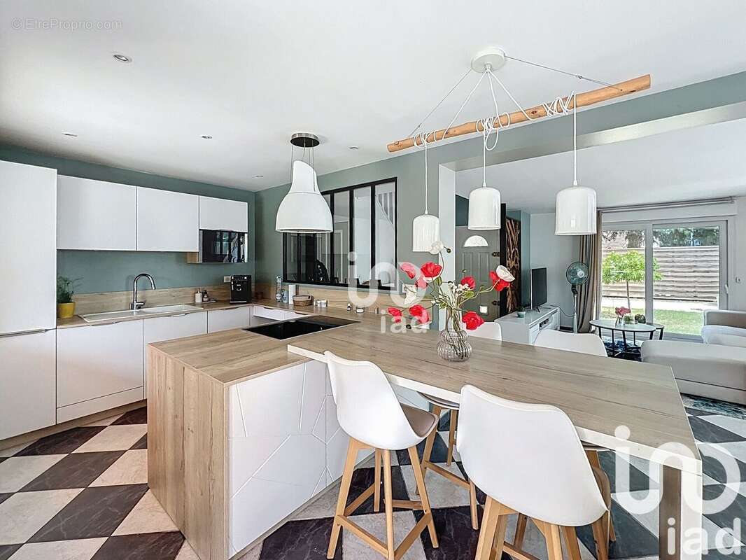 Photo 7 - Maison à BOISSISE-LE-ROI