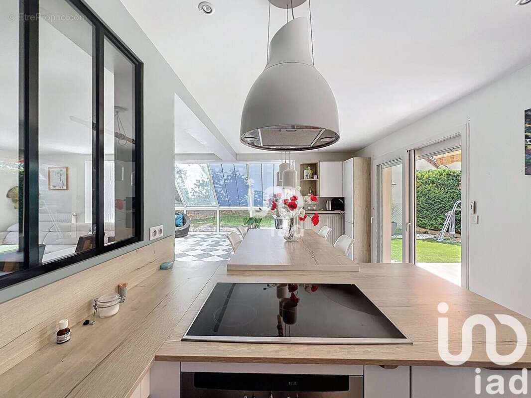 Photo 9 - Maison à BOISSISE-LE-ROI