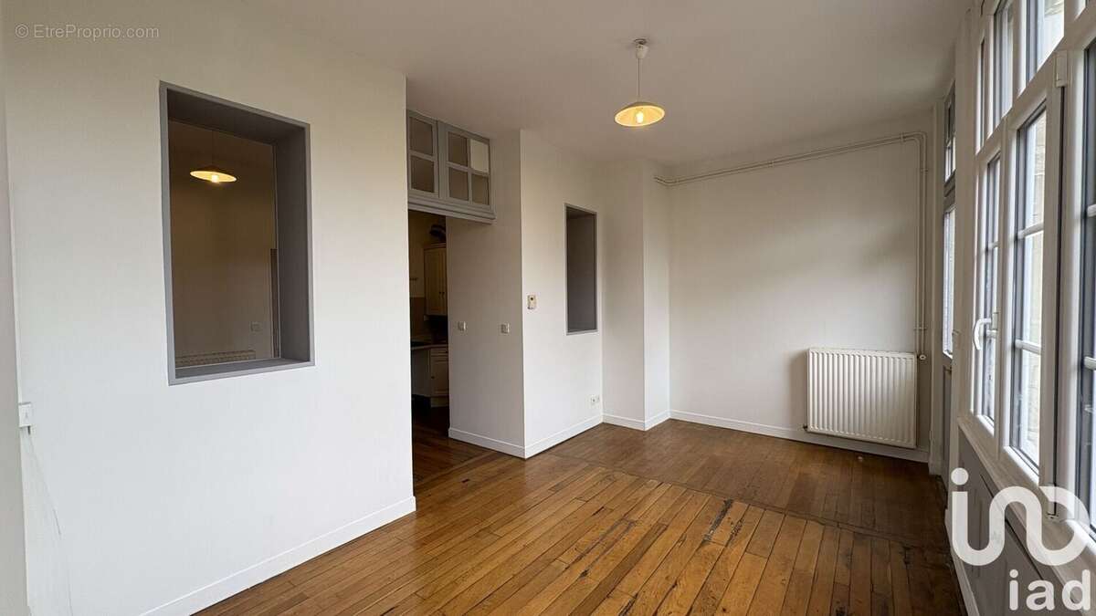 Photo 8 - Appartement à CHATELLERAULT