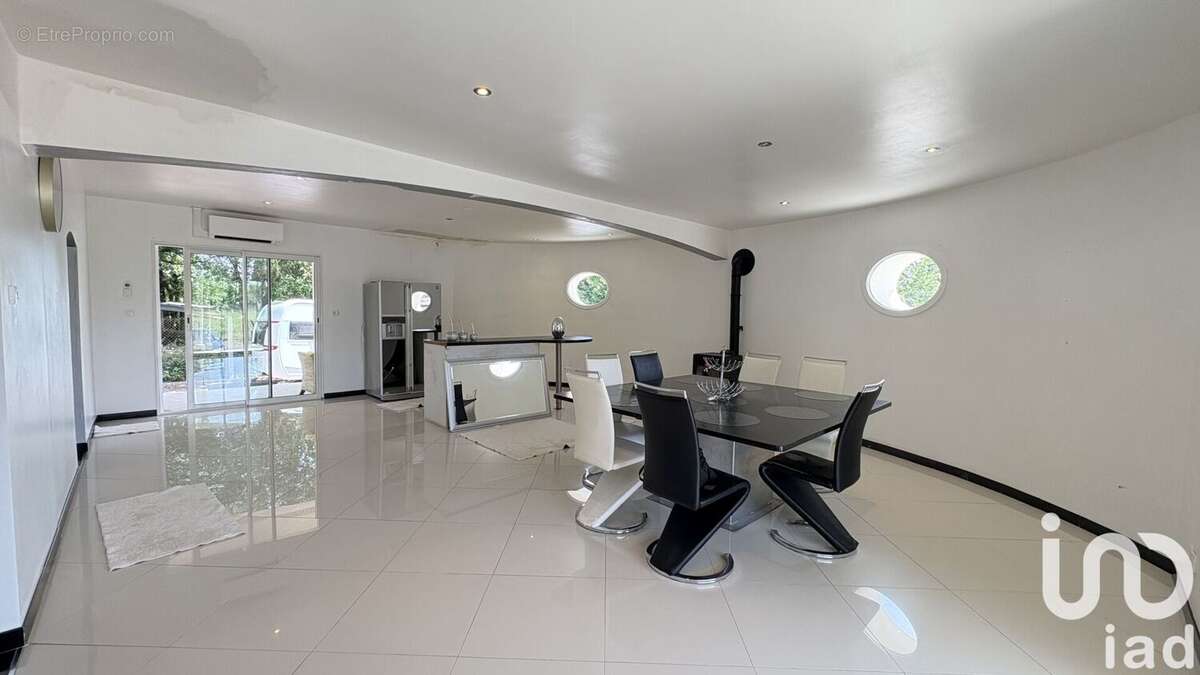 Photo 9 - Maison à NAINTRE