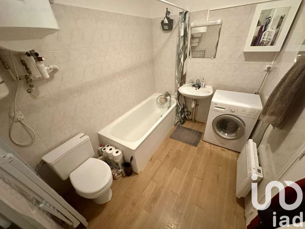 Photo 7 - Appartement à SAINT-ARNOULT-EN-YVELINES