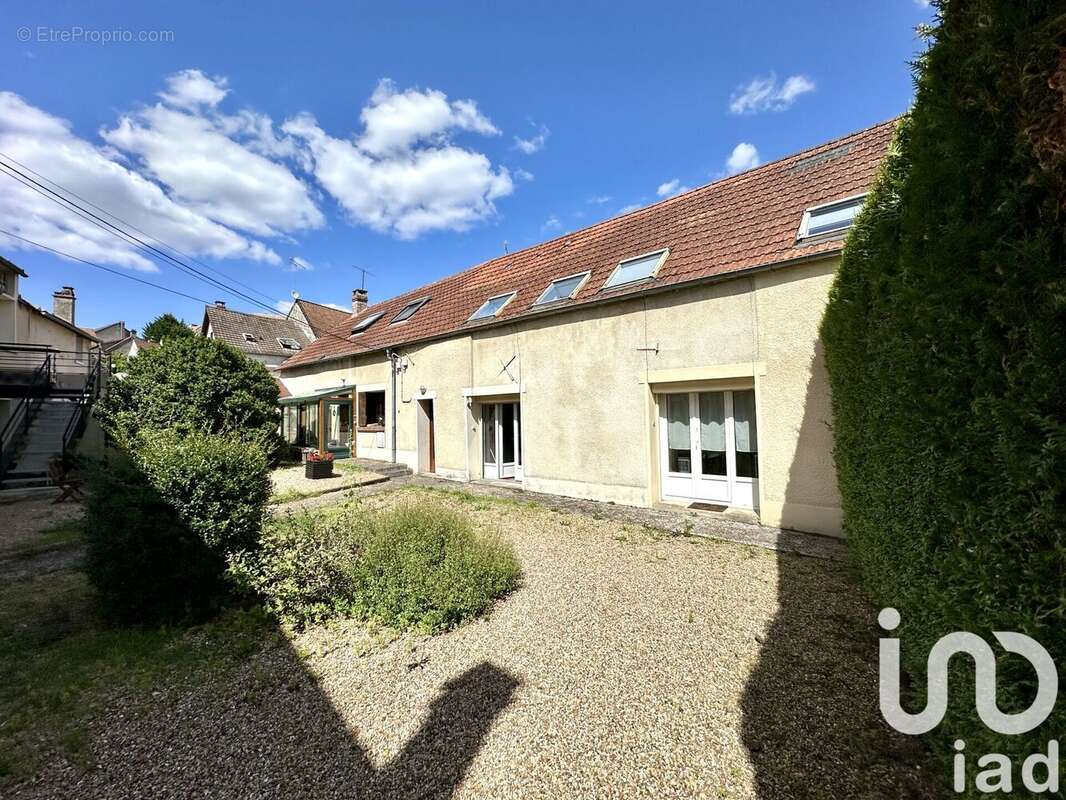 Photo 9 - Appartement à SAINT-ARNOULT-EN-YVELINES