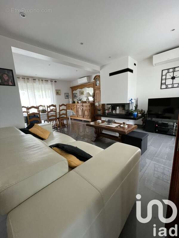 Photo 4 - Maison à RIS-ORANGIS