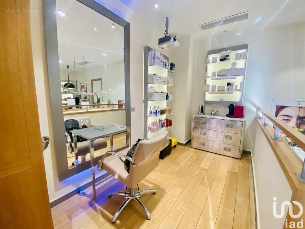 Photo 5 - Commerce à ANTIBES