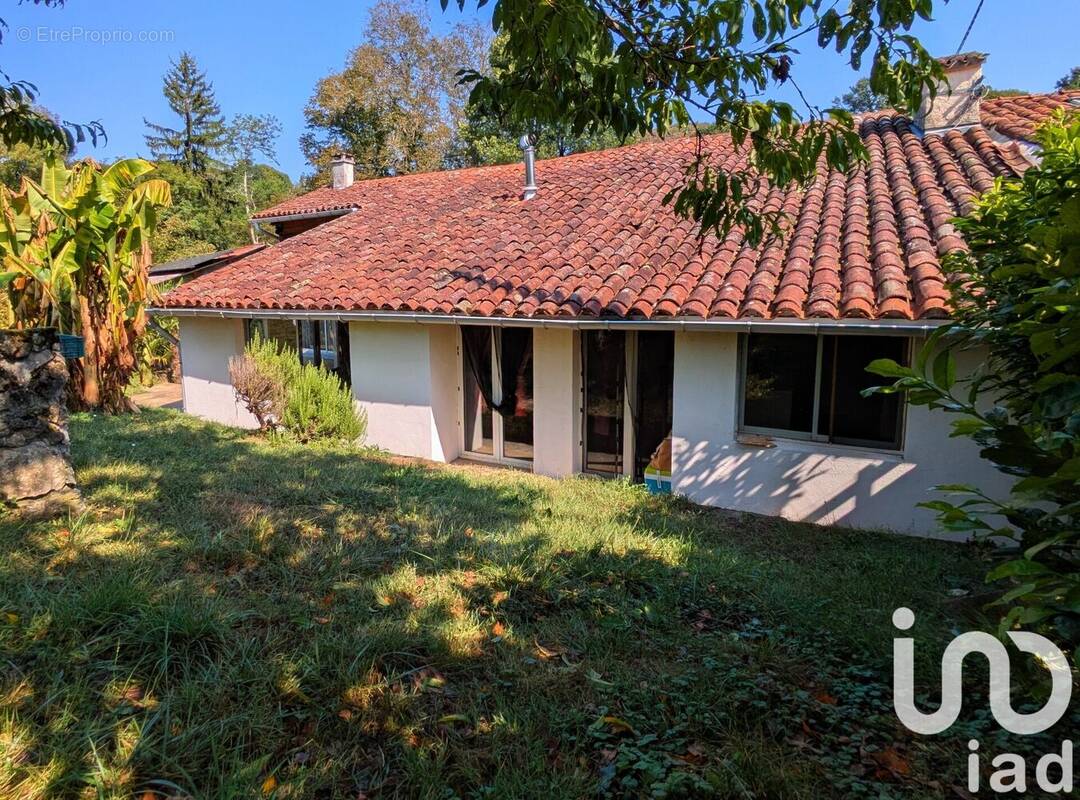 Photo 1 - Maison à DURBAN-SUR-ARIZE