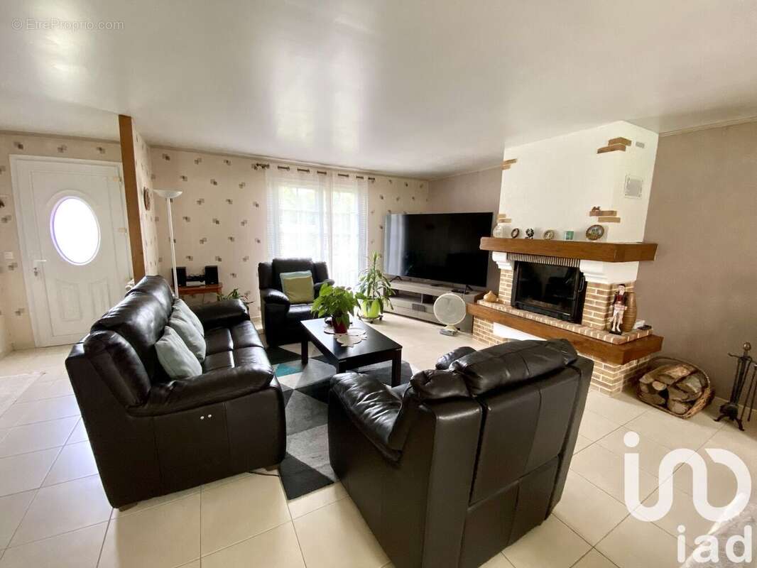 Photo 5 - Maison à PRESSIGNY-LES-PINS