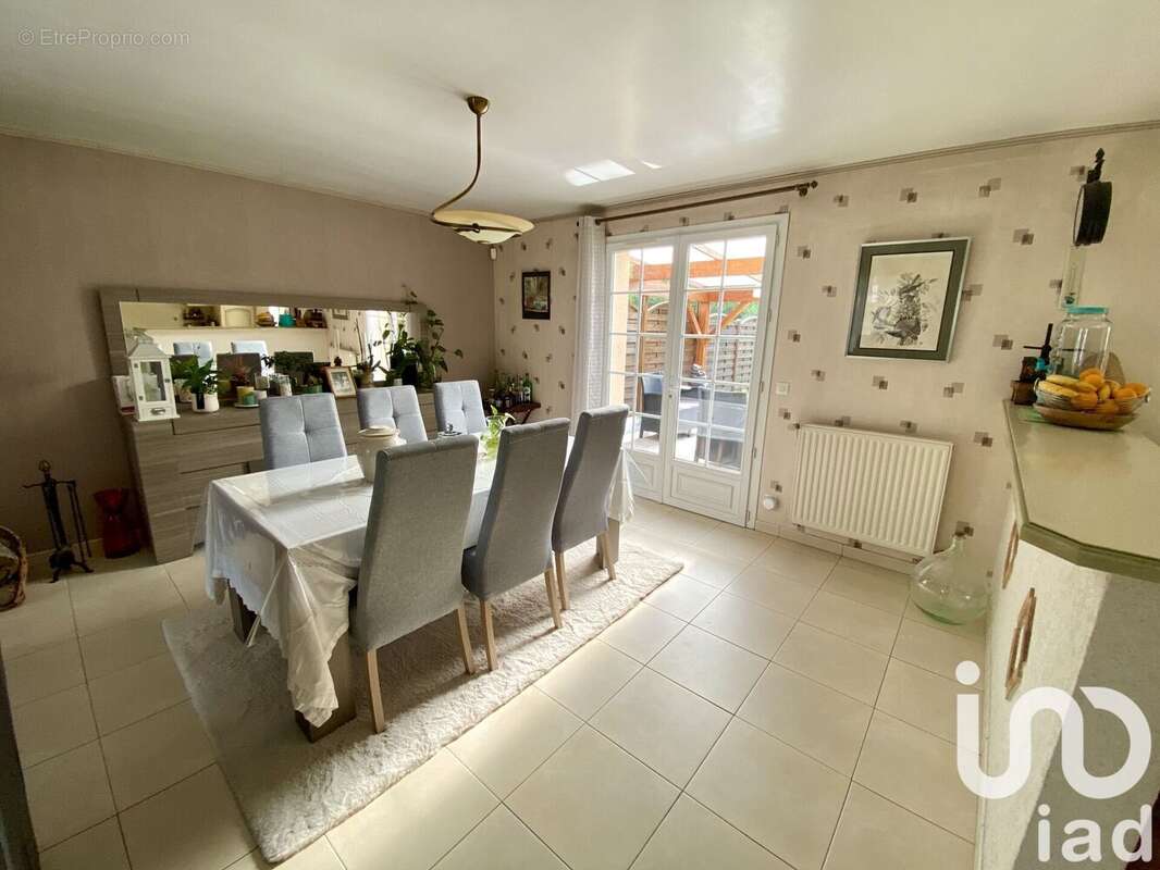 Photo 7 - Maison à PRESSIGNY-LES-PINS