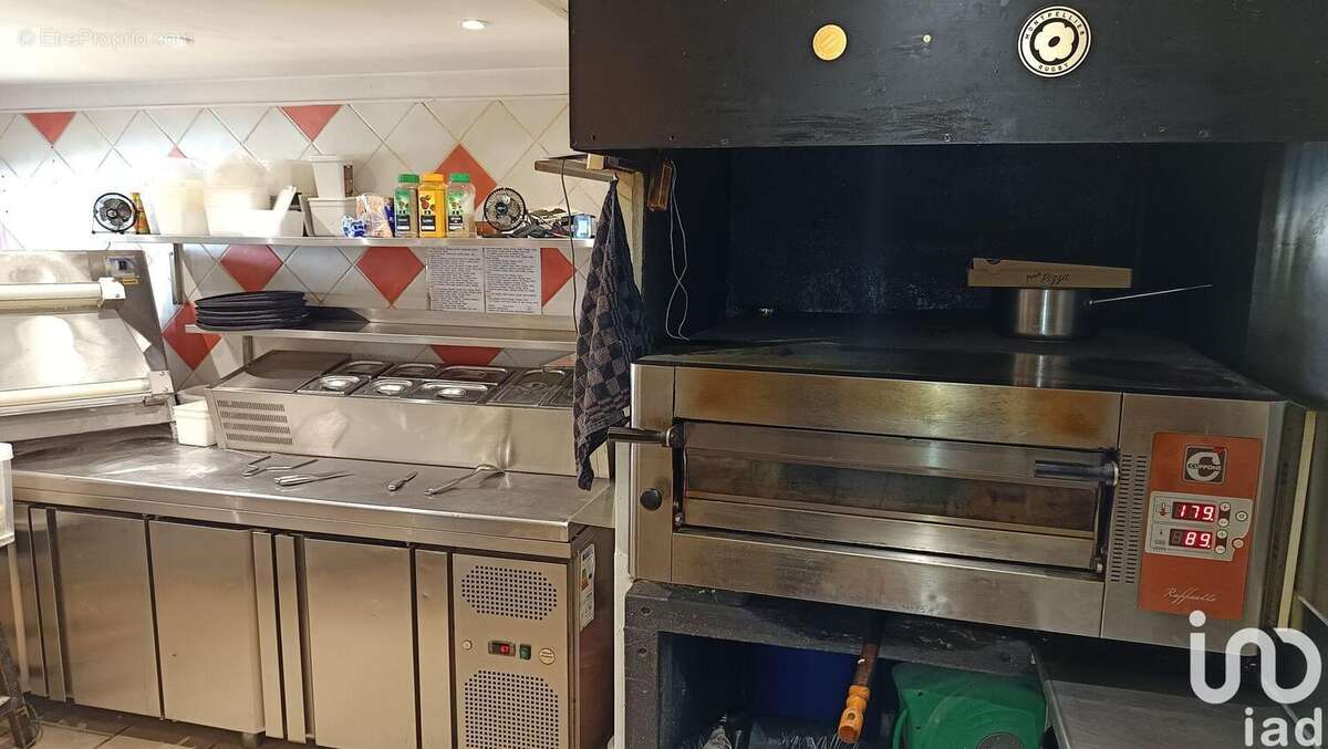 Photo 8 - Commerce à MEZE