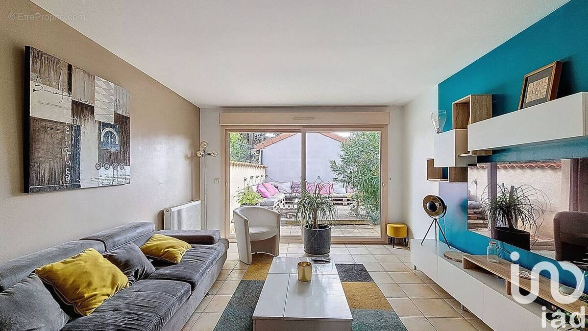 Photo 1 - Maison à MILLERY