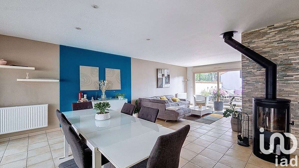 Photo 4 - Maison à MILLERY