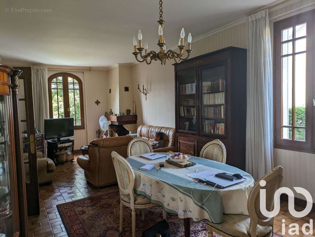 Photo 3 - Maison à LE BUGUE