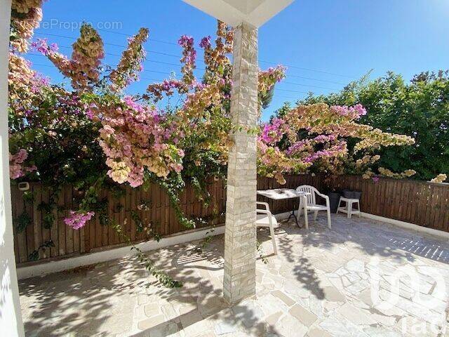 Photo 2 - Maison à SAINT-RAPHAEL