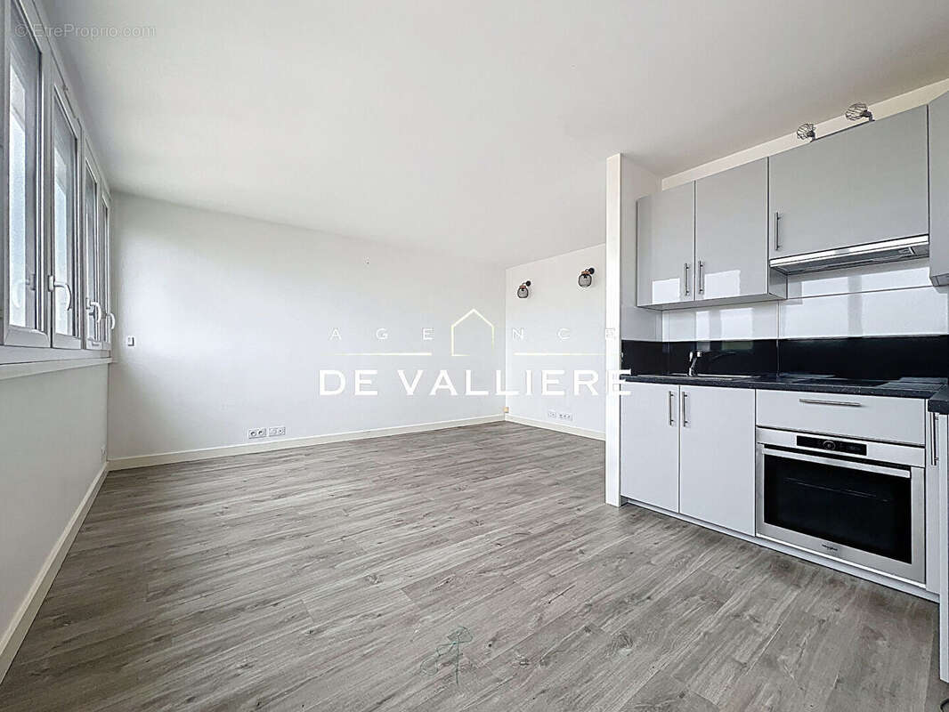 Appartement à NANTERRE