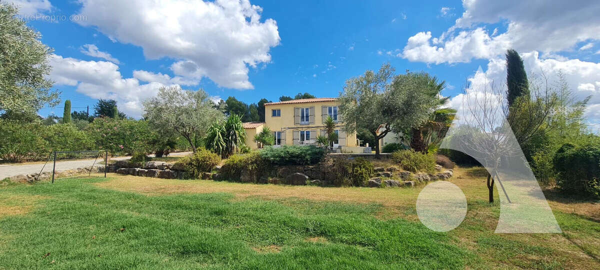 Maison à DRAGUIGNAN