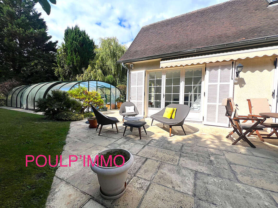 Maison à LA CELLE-SAINT-CLOUD