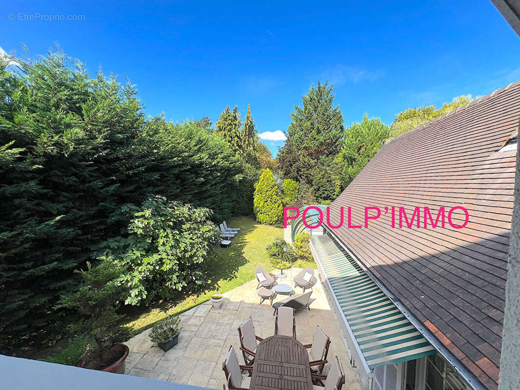 Maison à LA CELLE-SAINT-CLOUD