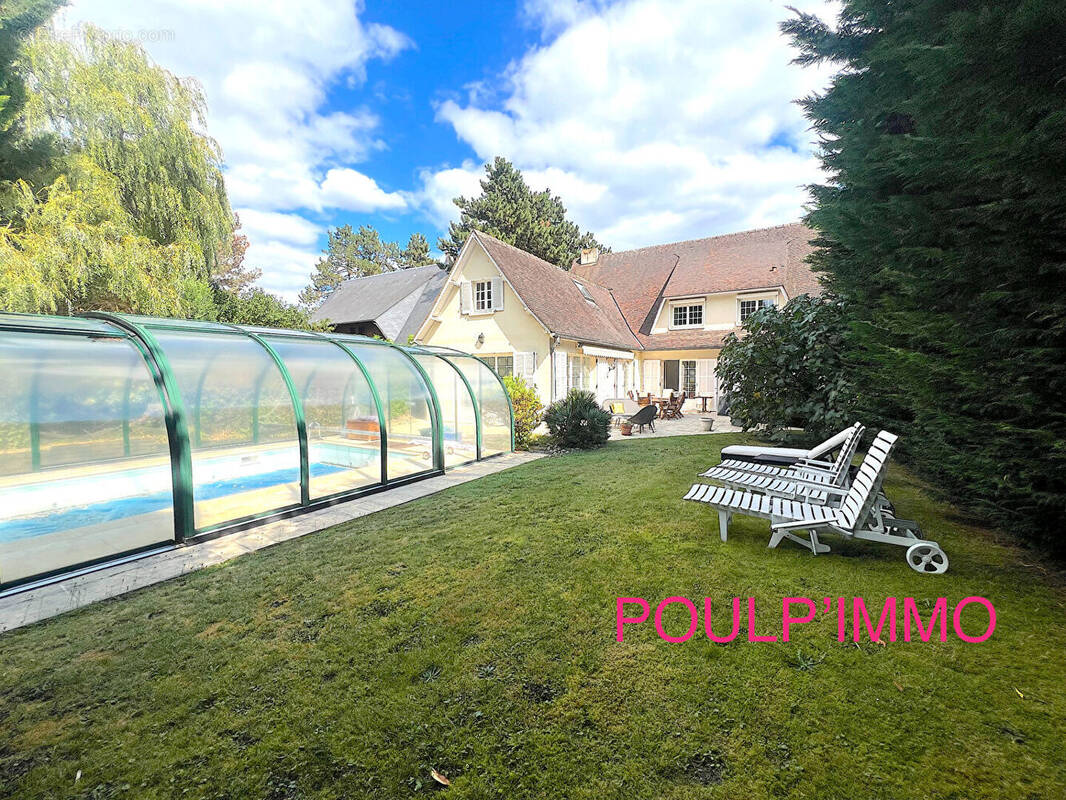 Maison à LA CELLE-SAINT-CLOUD