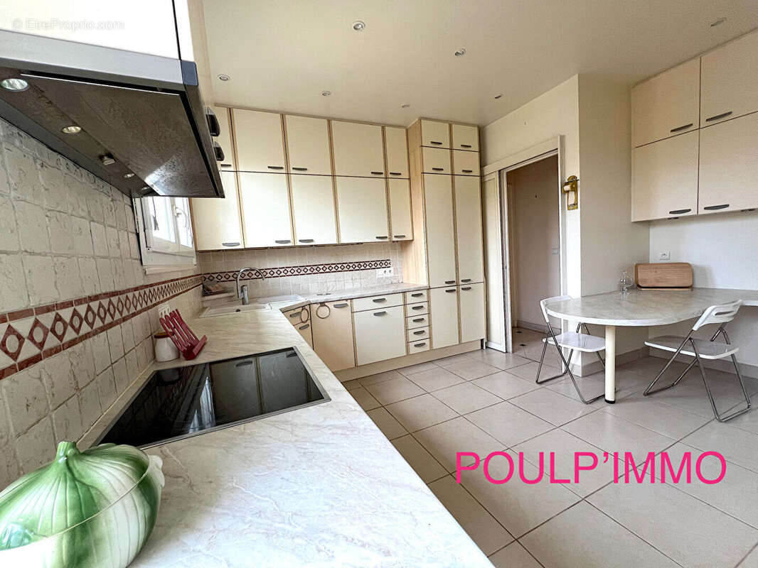 Maison à LA CELLE-SAINT-CLOUD