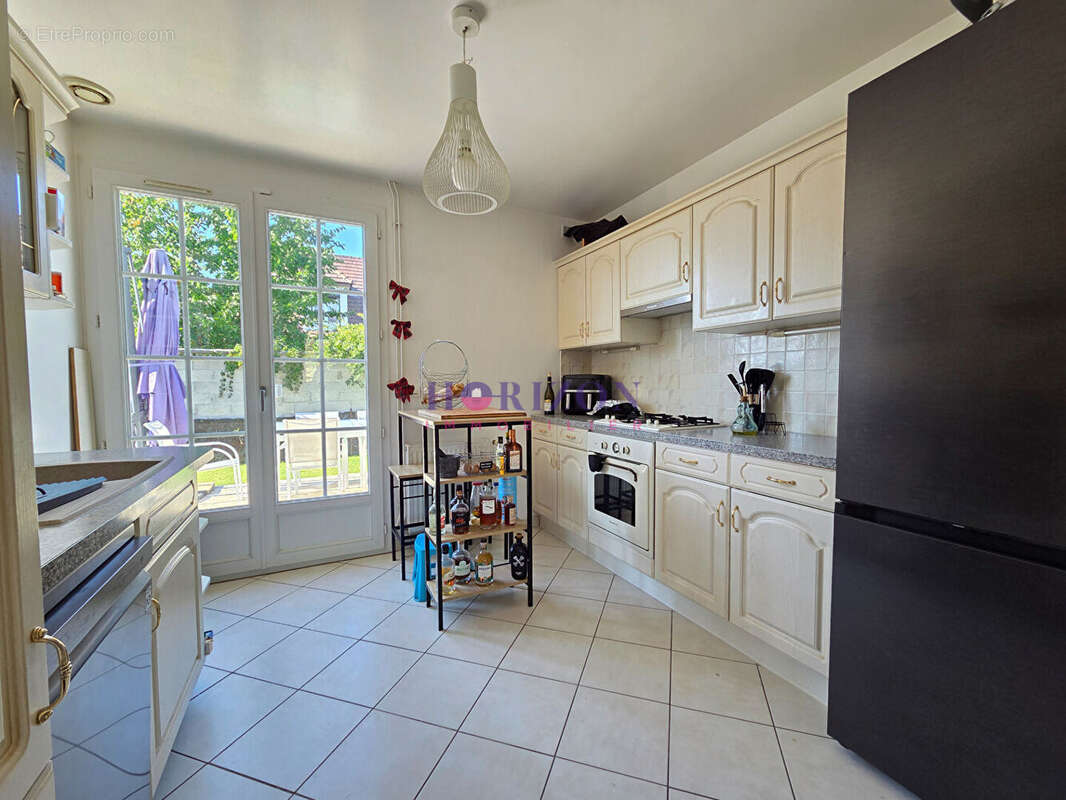 Maison à LA CHAPELLE-EN-SERVAL