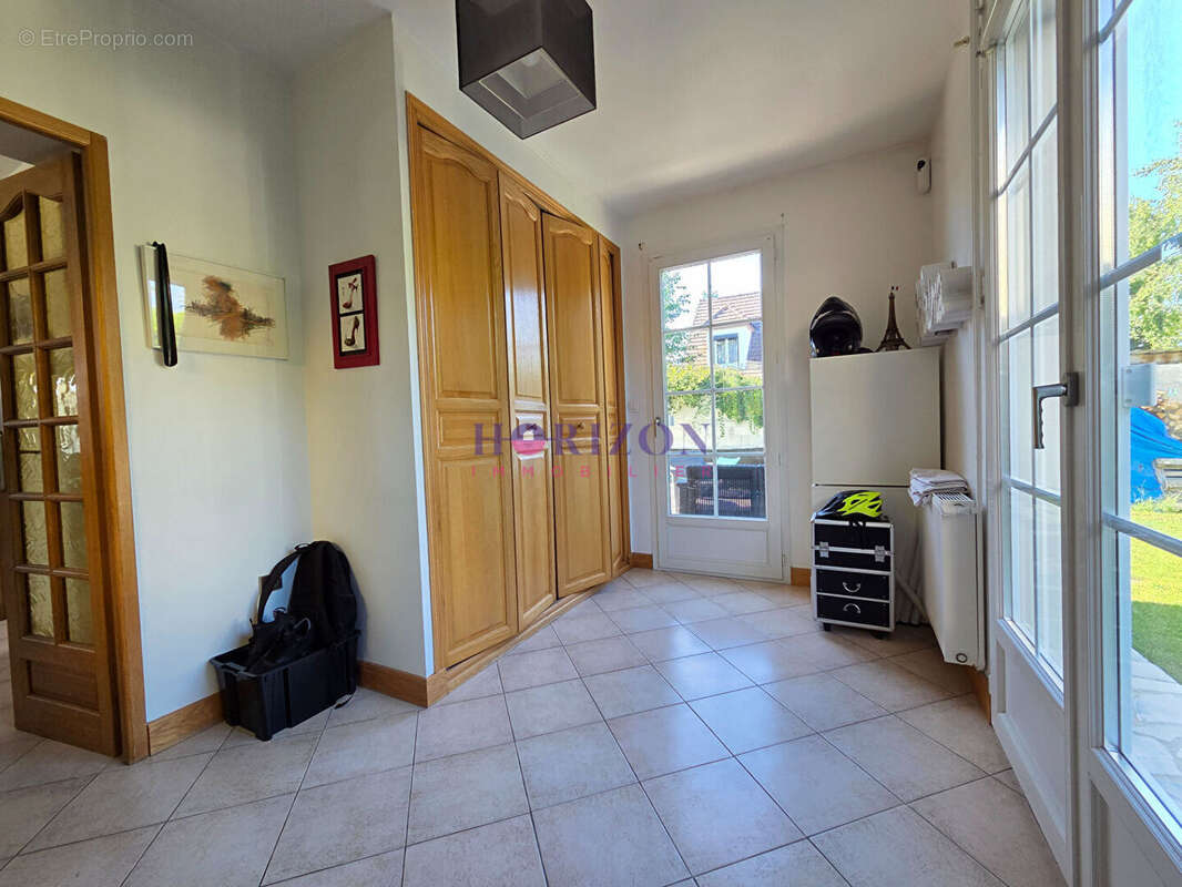 Maison à LA CHAPELLE-EN-SERVAL