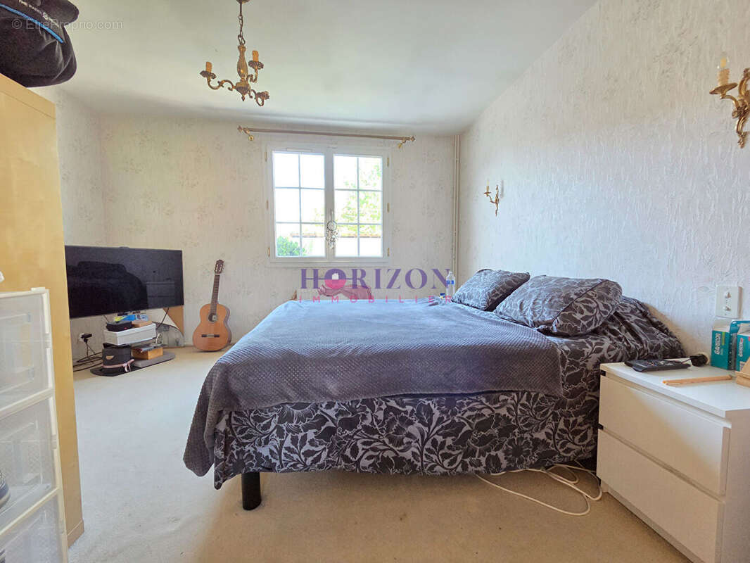 Maison à LA CHAPELLE-EN-SERVAL