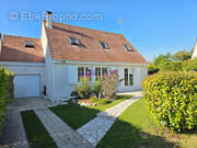 Maison à LA CHAPELLE-EN-SERVAL