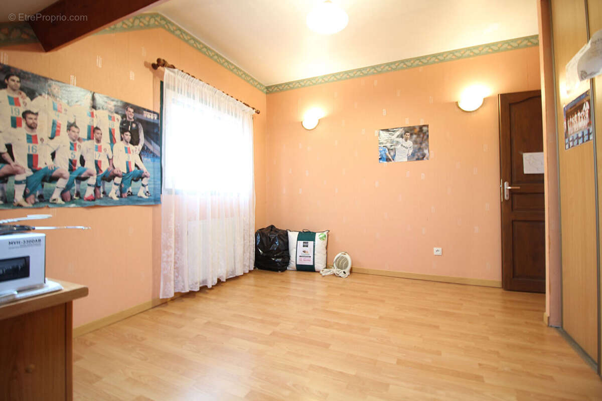 Maison à SARTROUVILLE