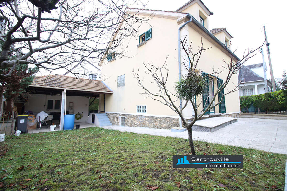 Maison à SARTROUVILLE