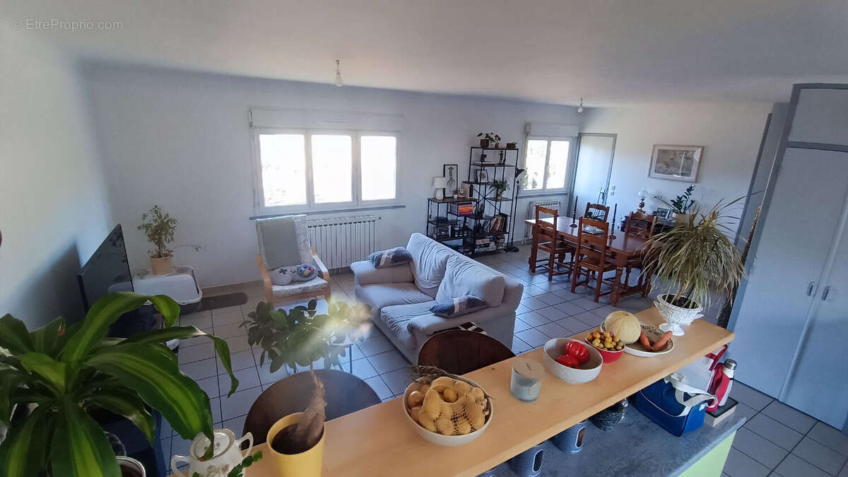 Maison à VARENNES-VAUZELLES