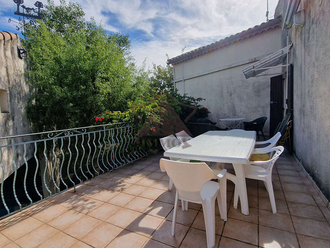 Maison à ALLEGRE-LES-FUMADES