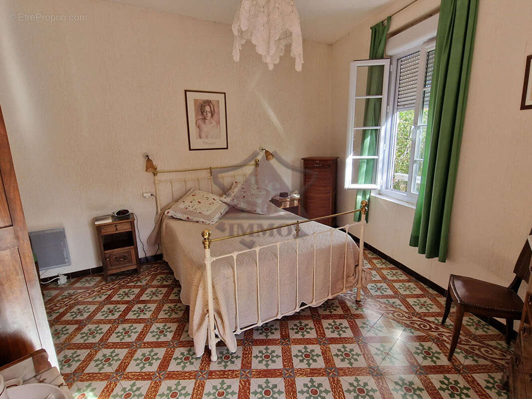 Maison à ALLEGRE-LES-FUMADES