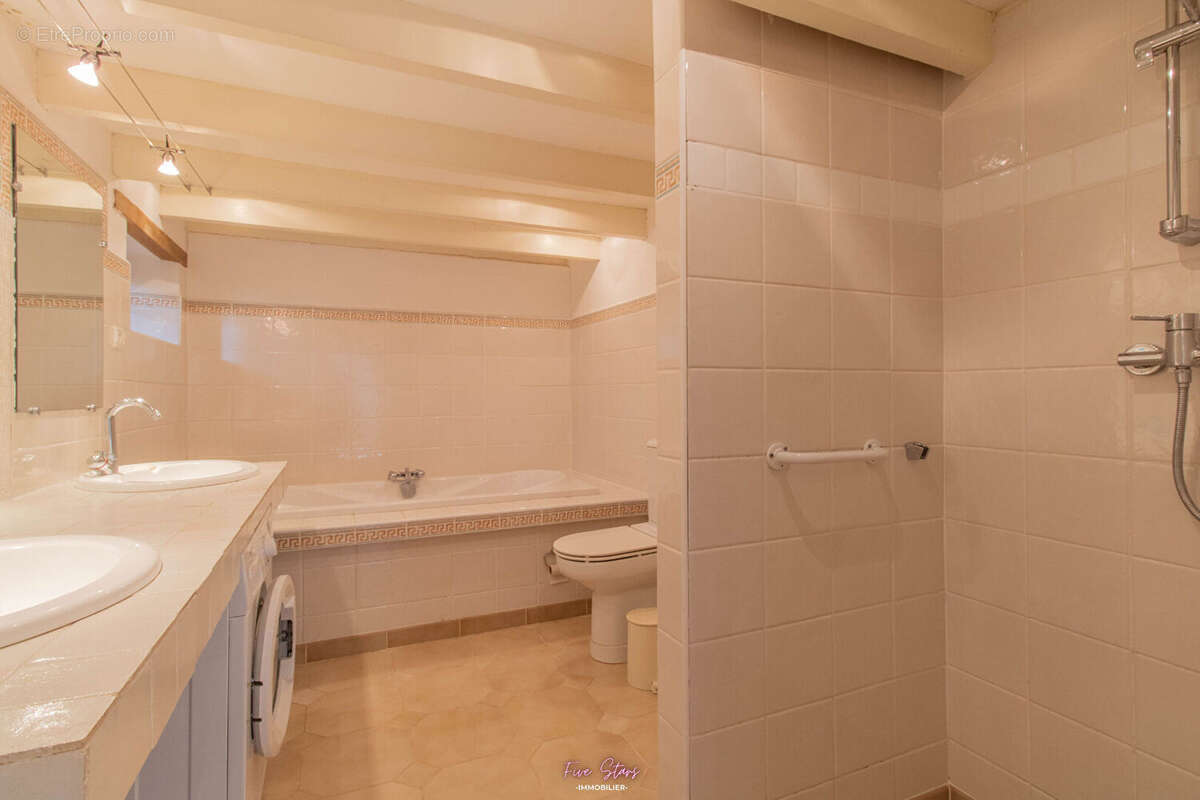 Maison à BUXIERES-SOUS-LES-COTES