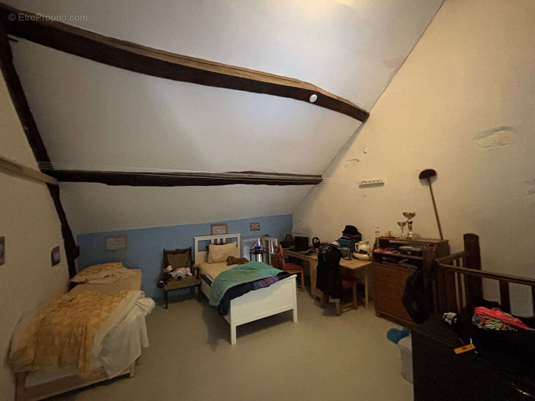 Maison à SAINT-ELOY-LES-MINES