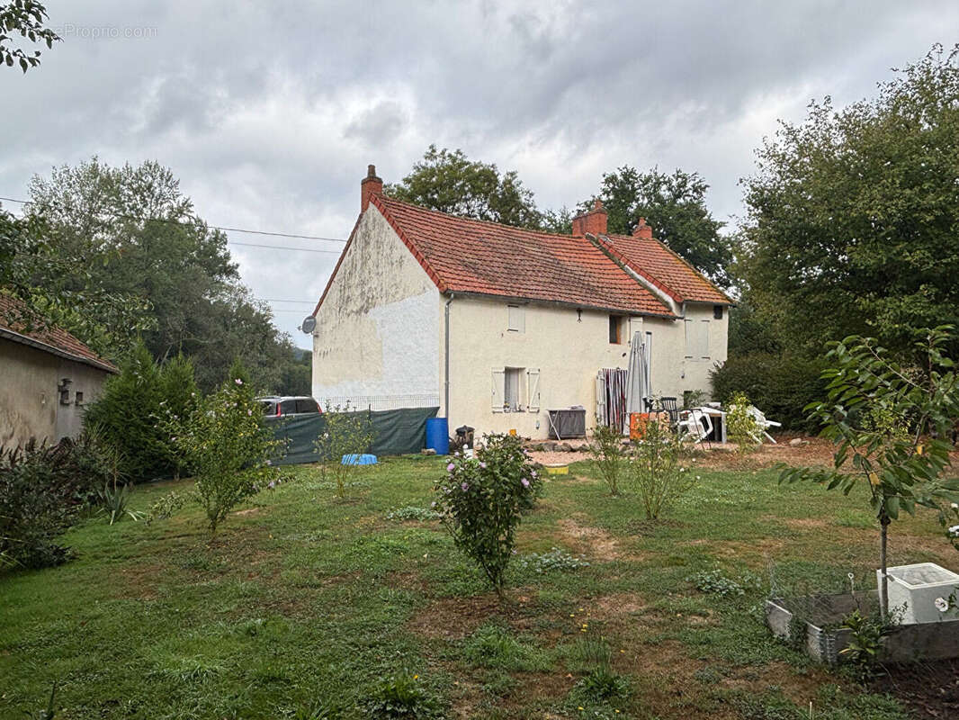 Maison à SAINT-ELOY-LES-MINES