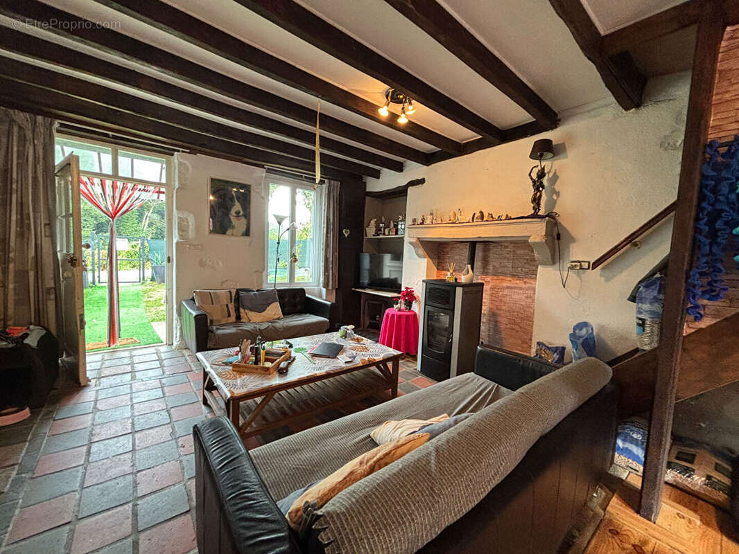 Maison à SAINT-ELOY-LES-MINES