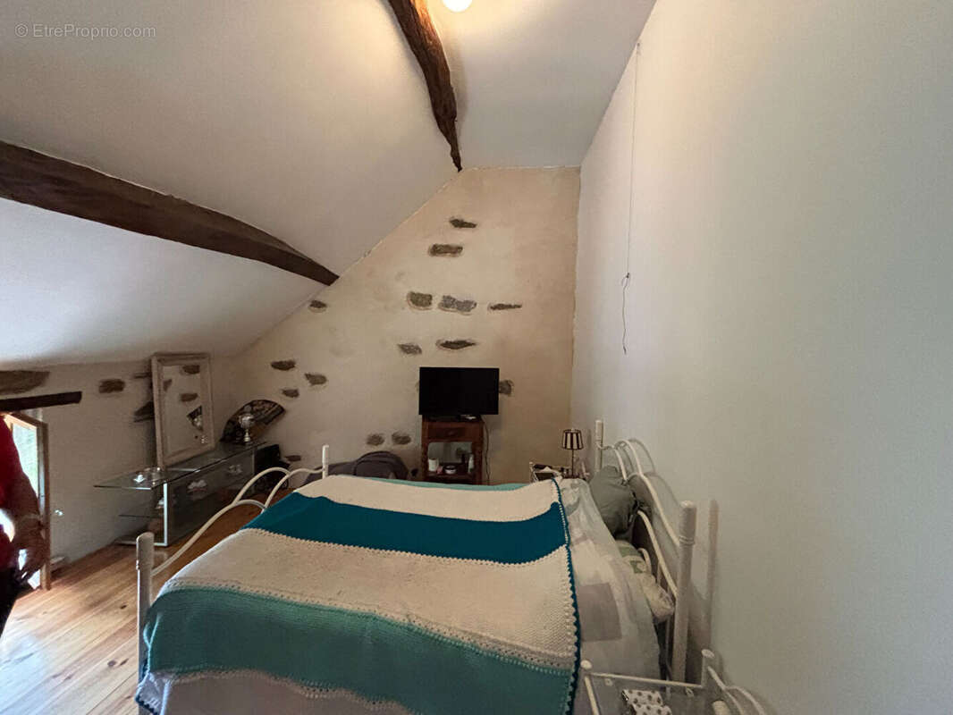 Maison à SAINT-ELOY-LES-MINES