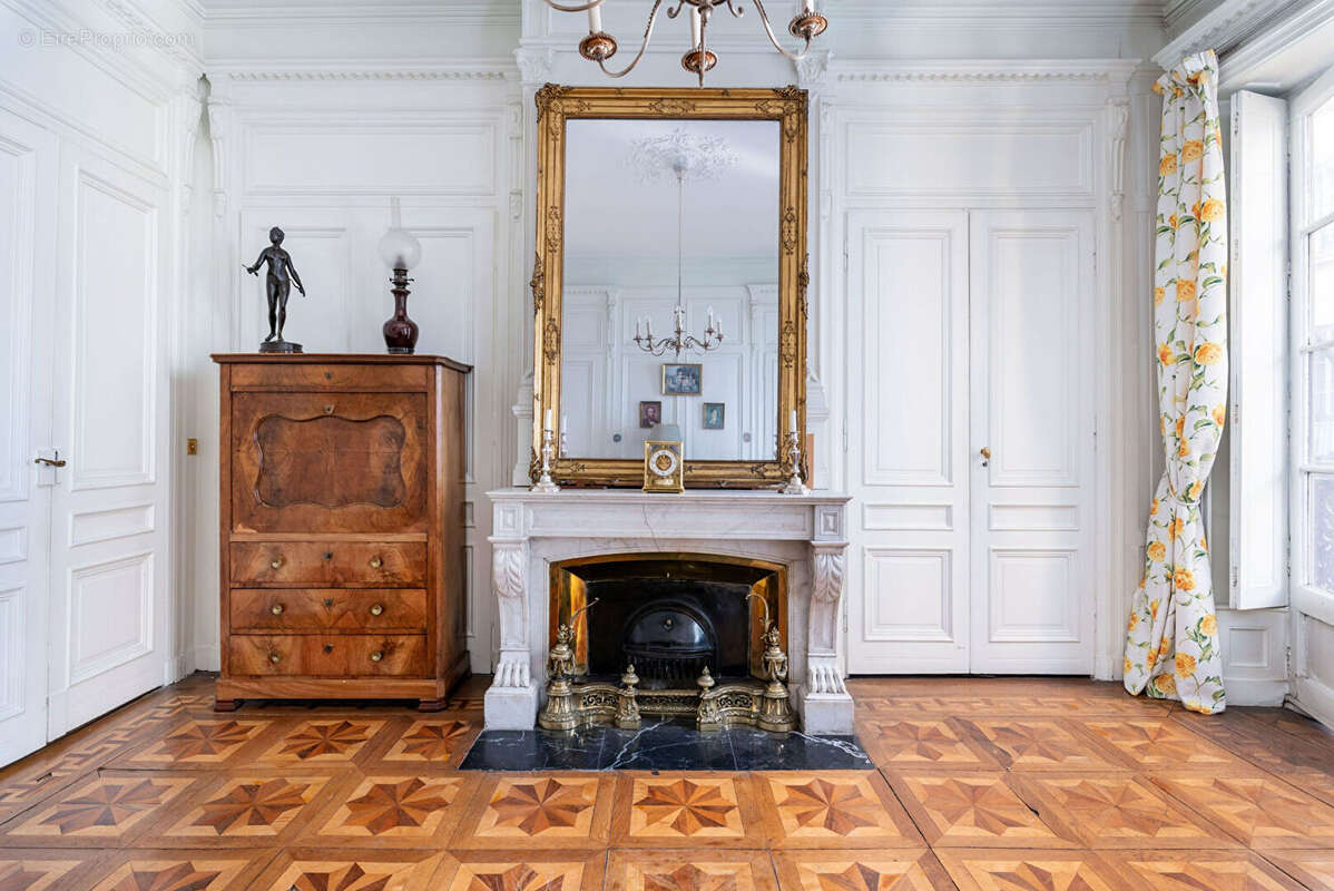 Appartement à LYON-1E