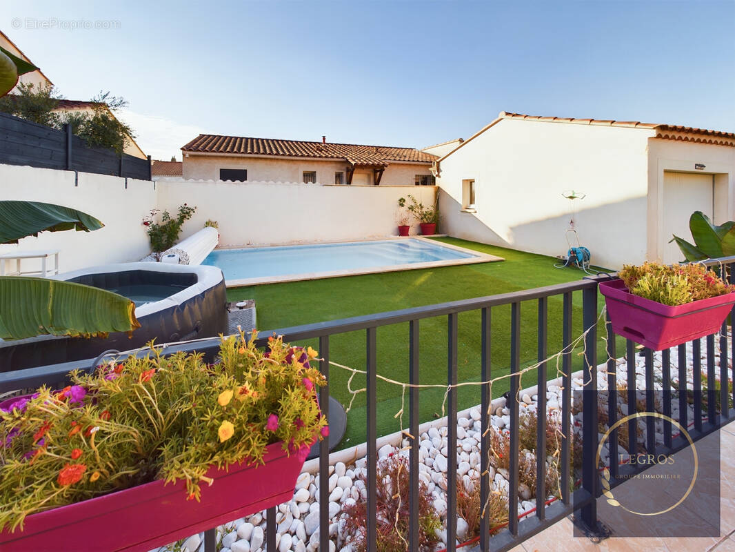 Maison à CHATEAURENARD