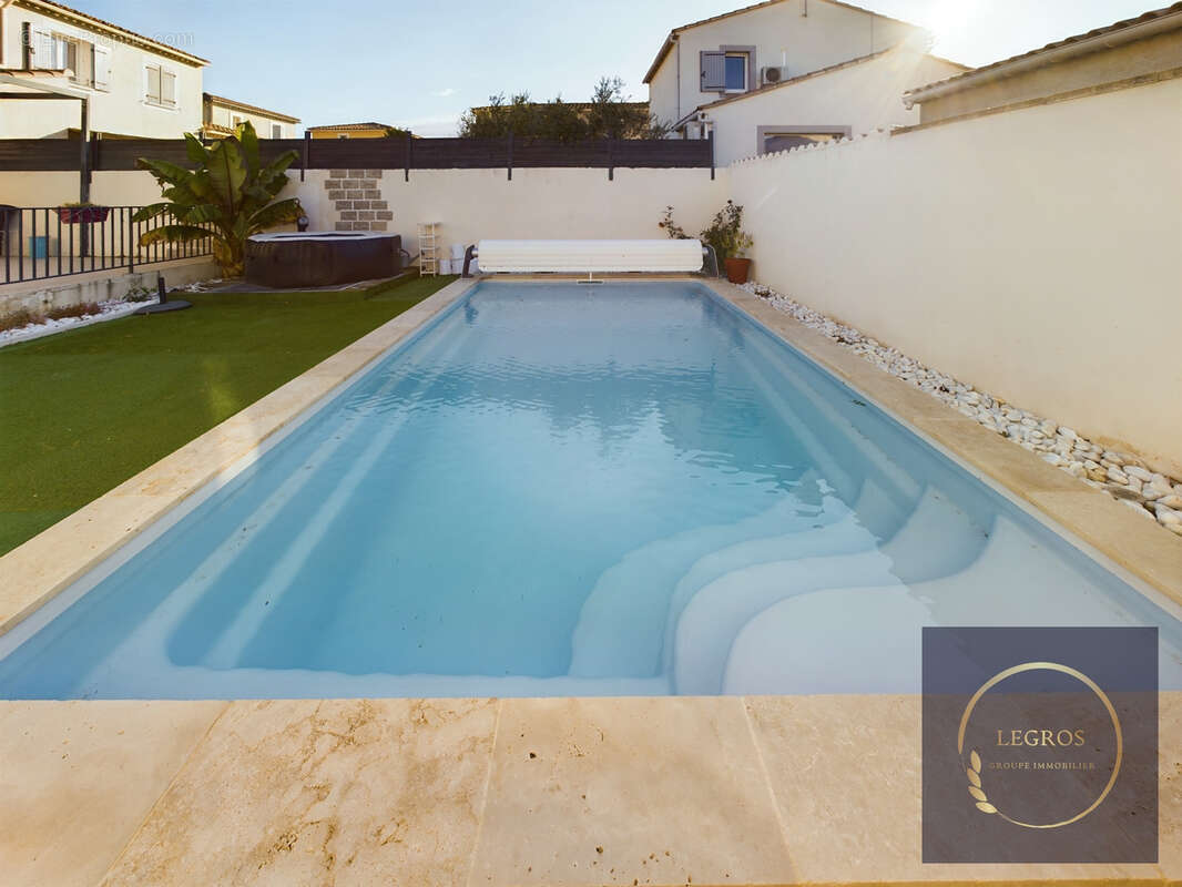 Maison à CHATEAURENARD