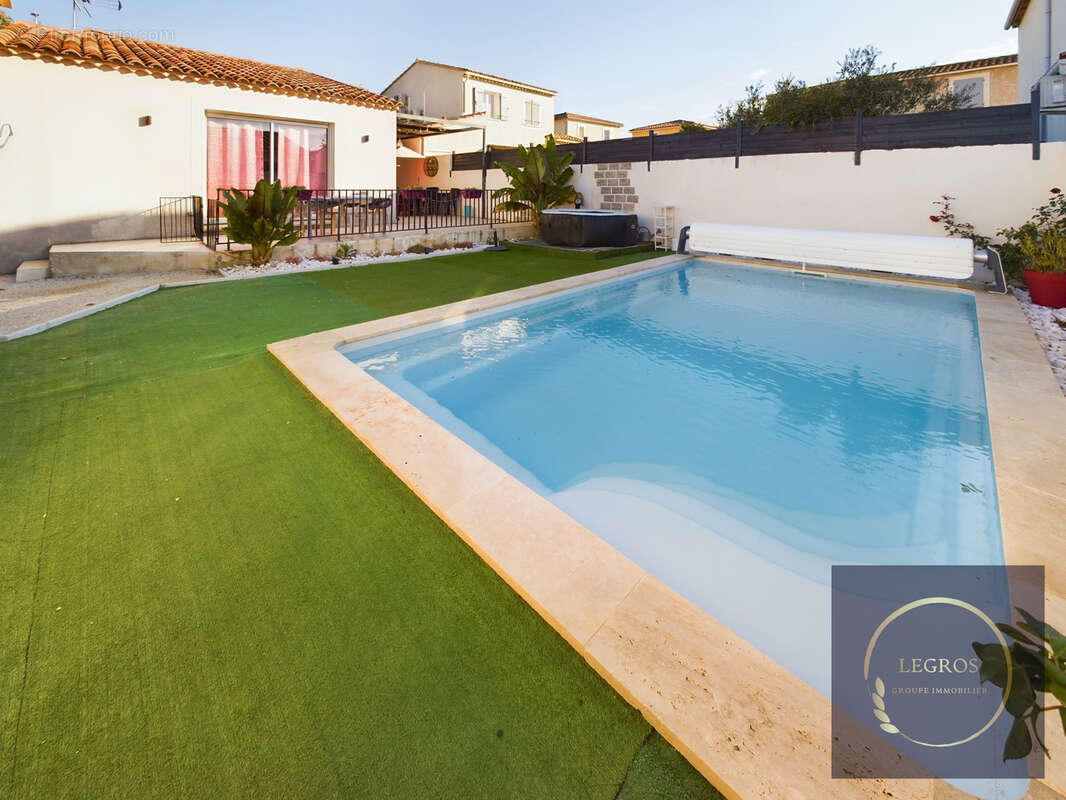 Maison à CHATEAURENARD