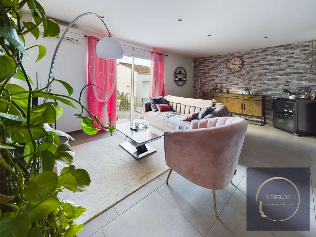 Maison à CHATEAURENARD