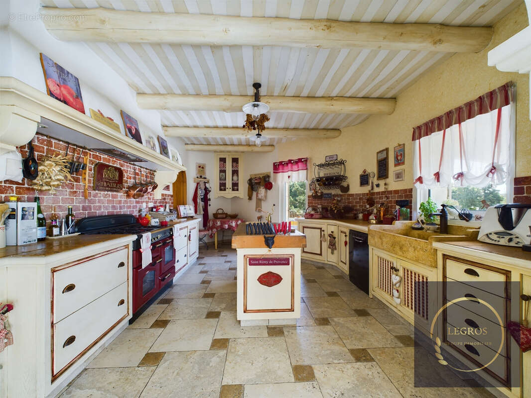 Maison à PLAN-D&#039;ORGON