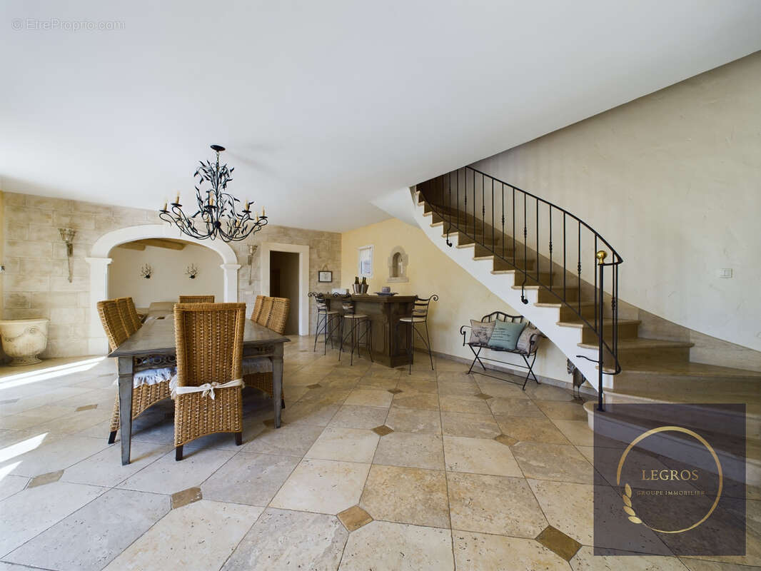 Maison à PLAN-D&#039;ORGON